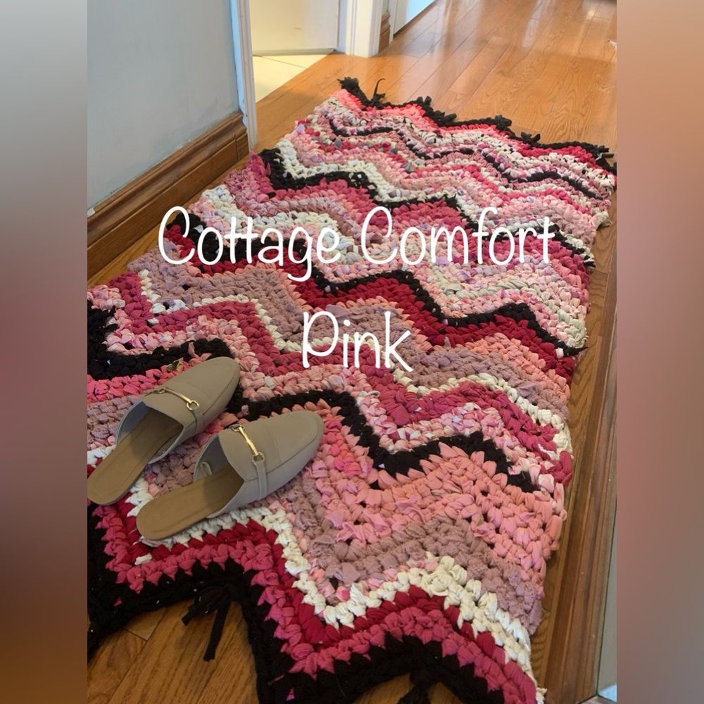 Zig zag upcycled fabric rug